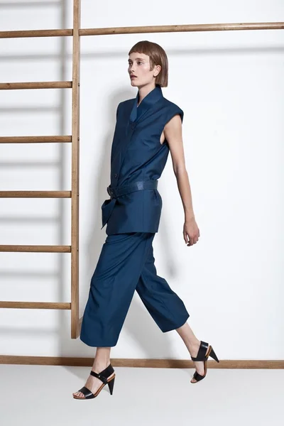 Look 18
